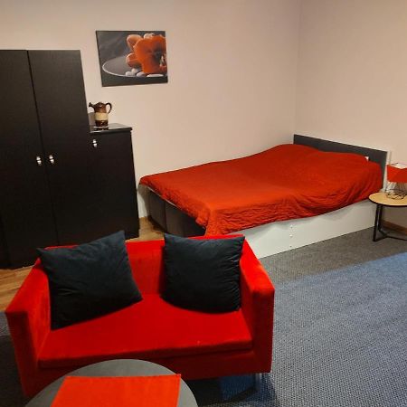Apartament Sloneczny Konin  Ngoại thất bức ảnh
